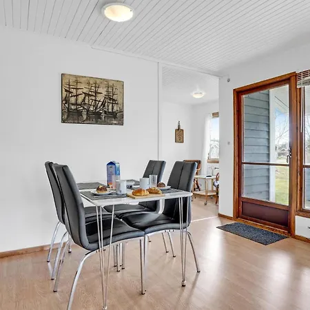 Vakantiehuis 3 Bedroom Pet Friendly In Nakskov