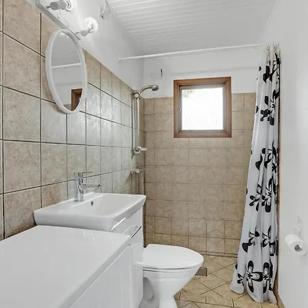 Feriehus 3 Bedroom Pet Friendly In *