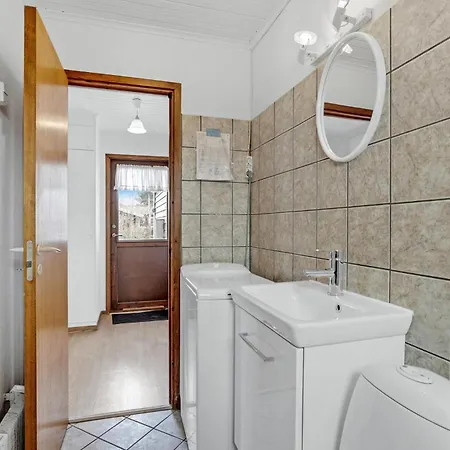 3 Bedroom Pet Friendly In Semesterbostad *